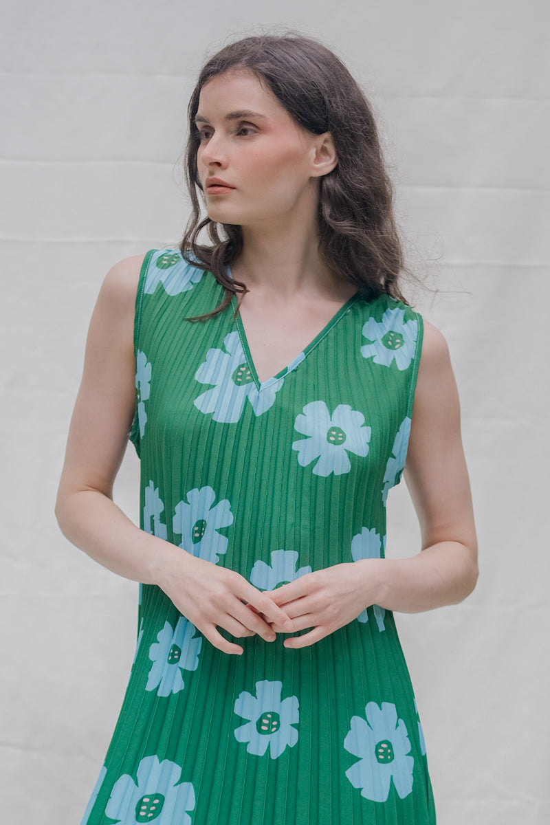 Kelly Sunray Dress In Pine Green