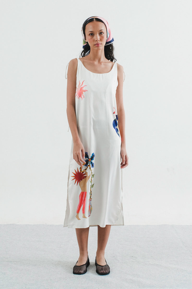Jas Slip Dress in Daisy