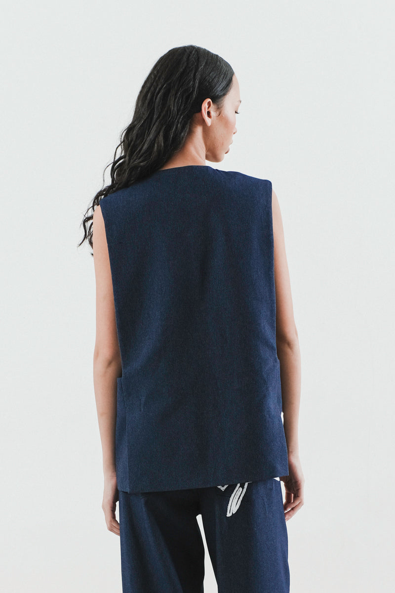 Obscura Vest
