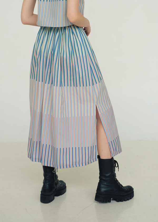 Highball Midi Skirt in Caspi