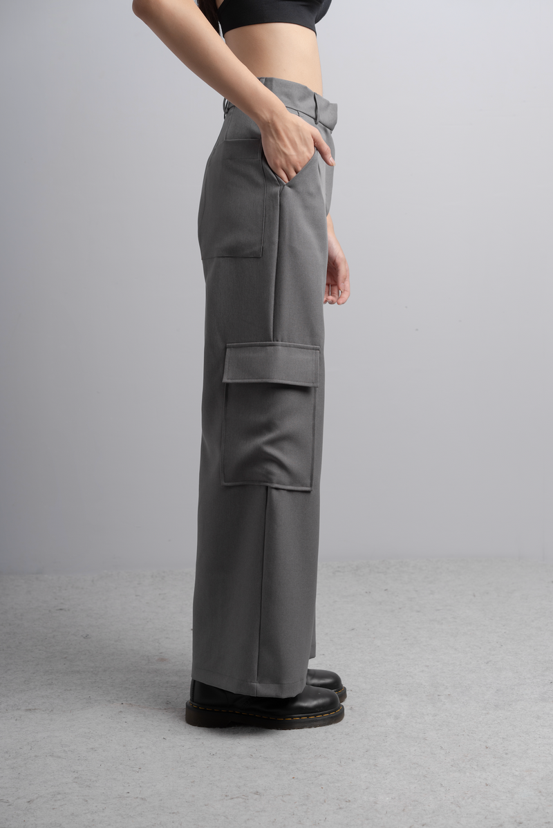 Brie Cargo Pants in Charcoal